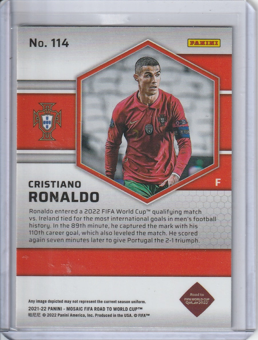 2021-22 Panini Mosaic Fifa Road to the World Cup - Cristiano Ronaldo
