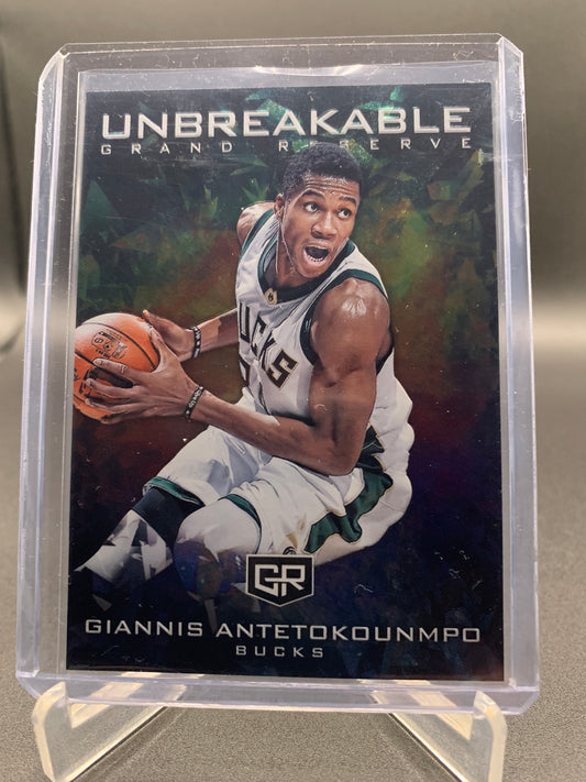 2016-17 Panini Grand Reserve Basketball - Giannis Antetokounmpo ‘Unbreakable’ *Case Hit*