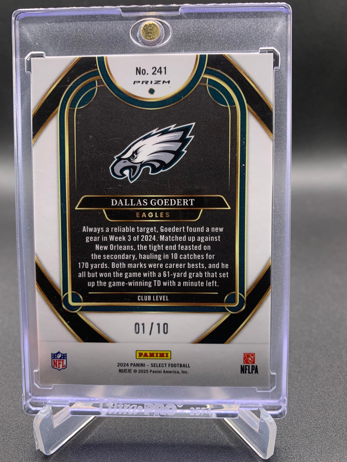 2024 Panini Select Football - Dallas Goedert ‘Dragon Scale’ Gold /10